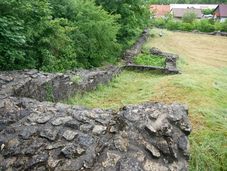 Südwestmauer mit Zwischenturm
