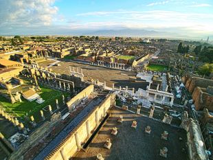 Luftbild des Forums von Pompeji