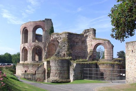 Zentral und Seitenapsis der Kaiserthermen